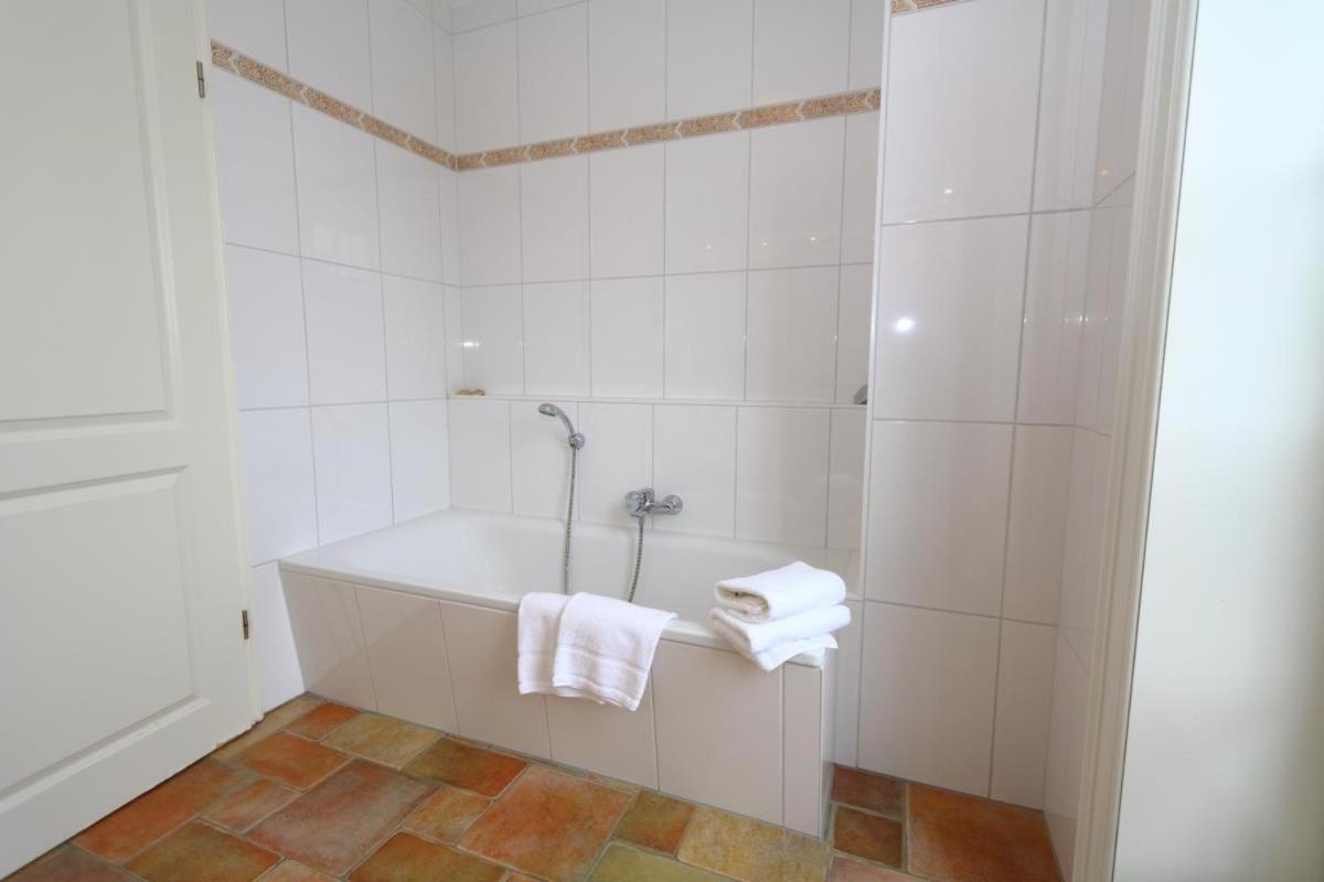 Landhaus-Friedrichshain-Thomas-Mann Westerland Ngoại thất bức ảnh